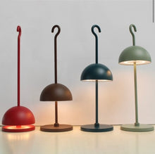 Carica l'immagine nel visualizzatore di Gallery, Lampada Led "Hook" Sompex