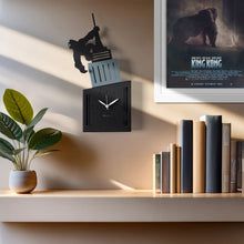 Carica l&#39;immagine nel visualizzatore di Gallery, Orologio &quot;King Kong&quot; Arti&amp;Mestieri
