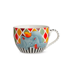 Carica l'immagine nel visualizzatore di Gallery, Tazza colazione ml 520 Disney "Dumbo" Egan Italy
