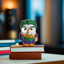 Carica l'immagine nel visualizzatore di Gallery, Goofo DC Comics "Joker" Egan
