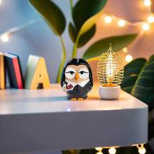Carica l'immagine nel visualizzatore di Gallery, Goofo The Addams "Mercoledì'" Egan
