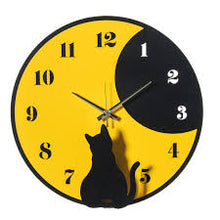 Carica l'immagine nel visualizzatore di Gallery, Orologio "Moon Whiskers" Arti&amp;Mestieri
