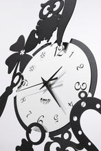 Carica l'immagine nel visualizzatore di Gallery, Orologio "Good Luck" Arti&amp;Mestieri
