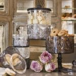 Carica l&#39;immagine nel visualizzatore di Gallery, Biscottiera in acrilico &quot;Baroque&amp;Rock&quot; Baci Milano
